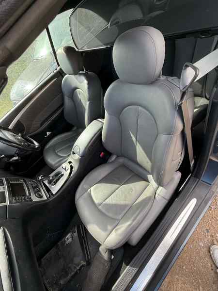 ASIENTO DELANTERO IZQUIERDO