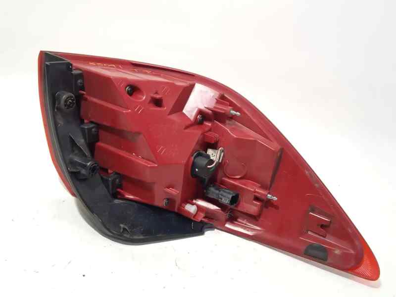 924023W010 PILOTO TRASERO DERECHO KIA SPORTAGE