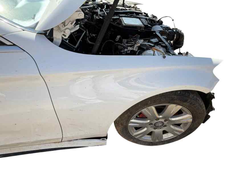 ALETA DELANTERA DERECHA