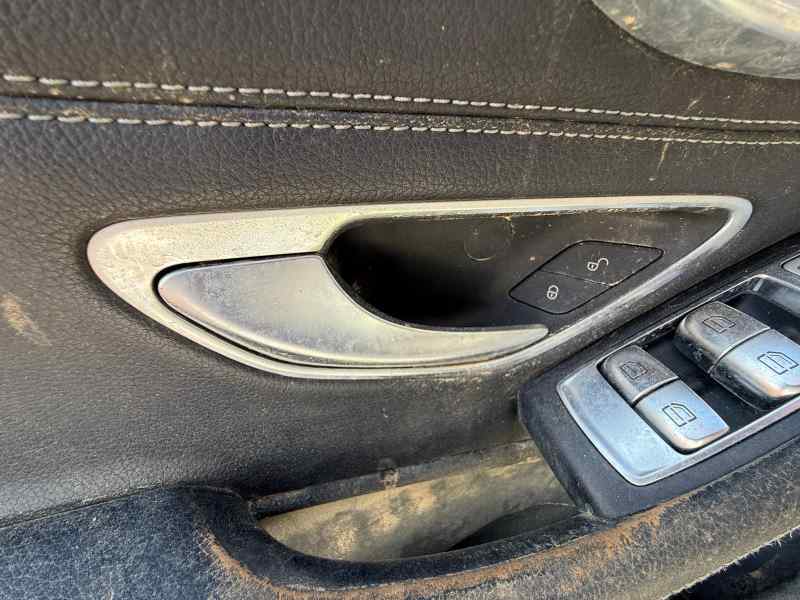 MANETA INTERIOR DELANTERA IZQUIERDA