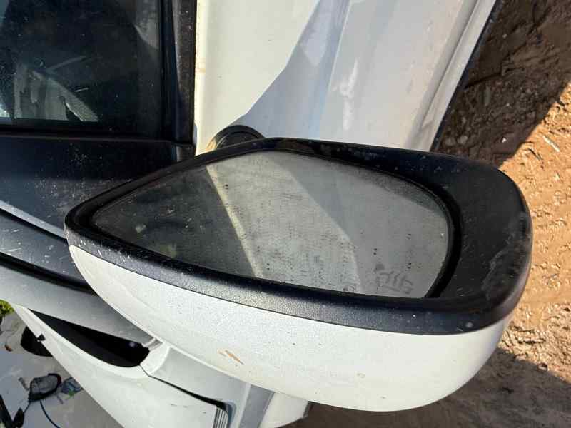 RETROVISOR IZQUIERDO