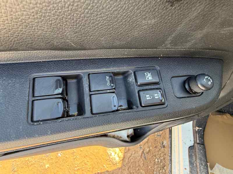 MANDO ELEVALUNAS DELANTERO IZQUIERDO 