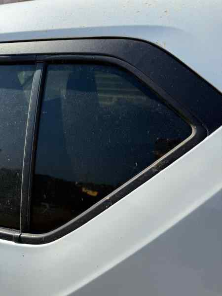 LUNA CUSTODIA TRASERA IZQUIERDA