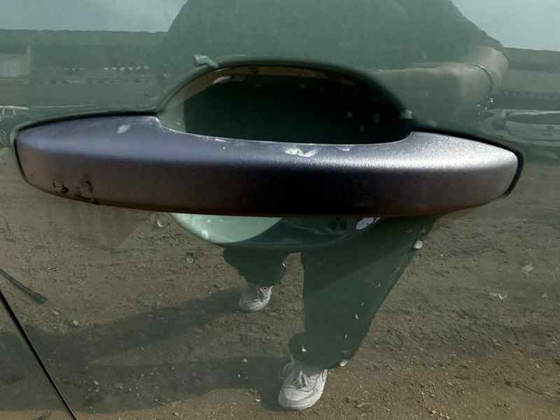 MANETA EXTERIOR DELANTERA DERECHA