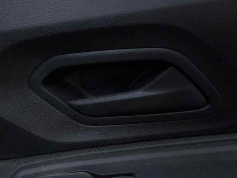 MANETA INTERIOR DELANTERA DERECHA