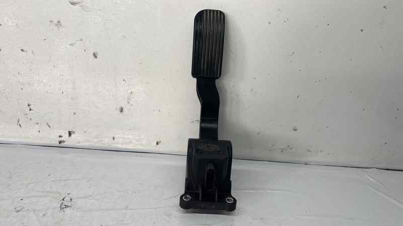 PEDAL ACELERADOR