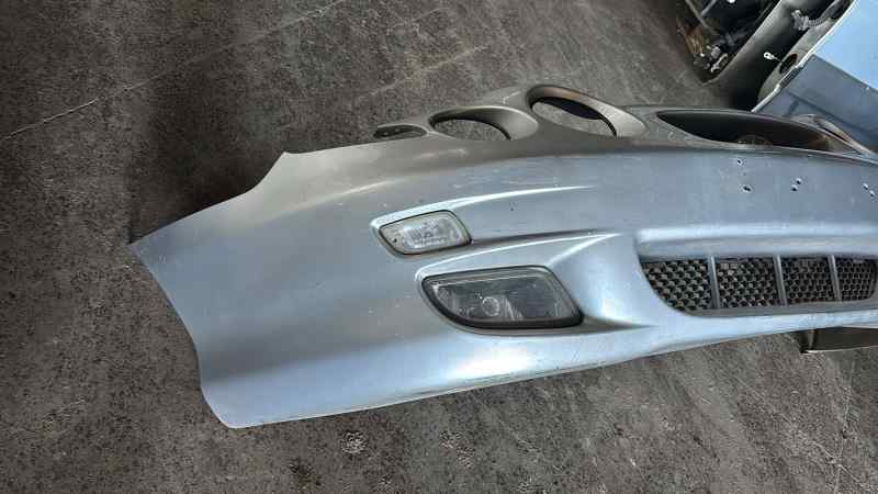 PARAGOLPES DELANTERO