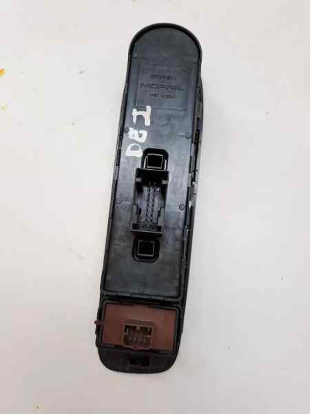 MANDO ELEVALUNAS DELANTERO IZQUIERDO 