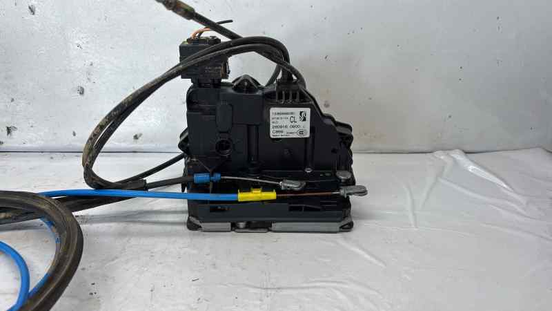 CERRADURA PUERTA DELANTERA DERECHA