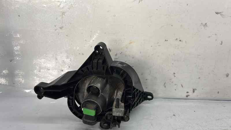 FARO ANTINIEBLA IZQUIERDO