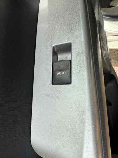 MANDO ELEVALUNAS TRASERO IZQUIERDO