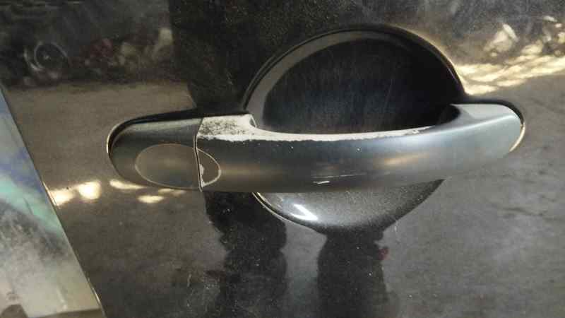 MANETA EXTERIOR DELANTERA DERECHA