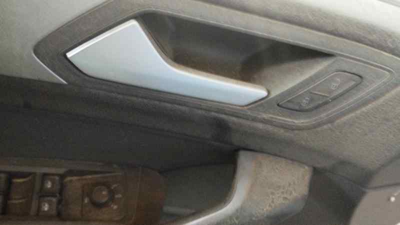 MANETA INTERIOR DELANTERA IZQUIERDA