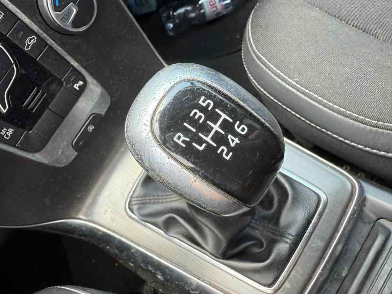 31367614 PALANCA CAMBIO VOLVO V40
