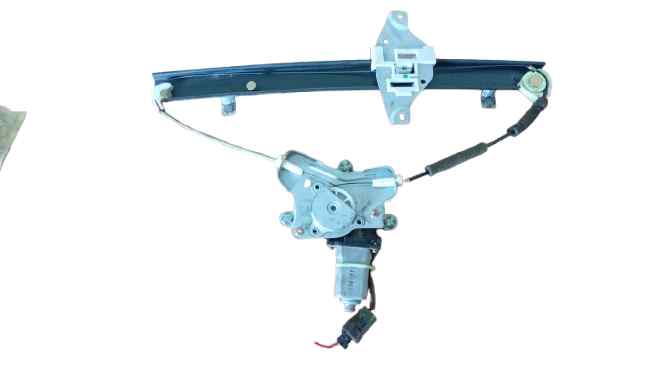 8810008011RH ELEVALUNAS DELANTERO DERECHO SSANGYONG REXTON