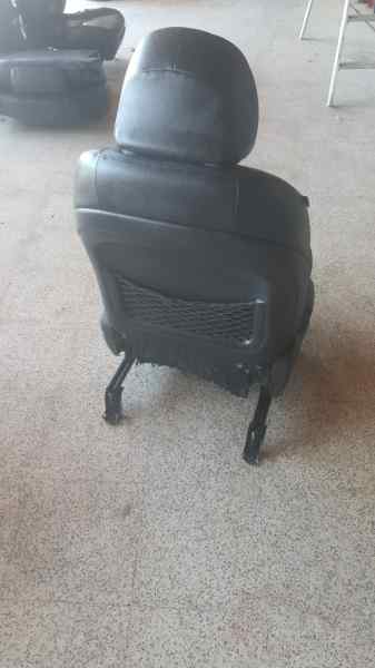 ASIENTO DELANTERO DERECHO