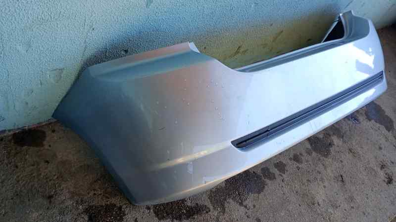 5215902360 PARAGOLPES TRASERO TOYOTA COROLLA (E12)