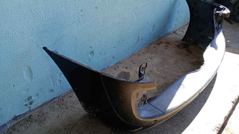 PARAGOLPES TRASERO