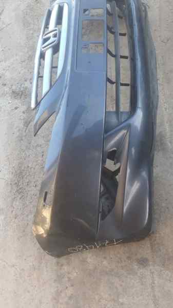 PARAGOLPES DELANTERO