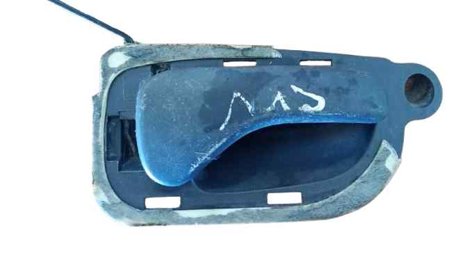 MANETA INTERIOR DELANTERA DERECHA