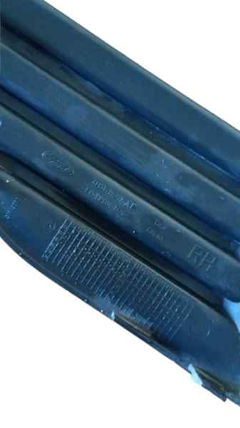 4M5119952A REJILLA PARAGOLPES DELANTERO FORD FOCUS BERLINA (CAP)