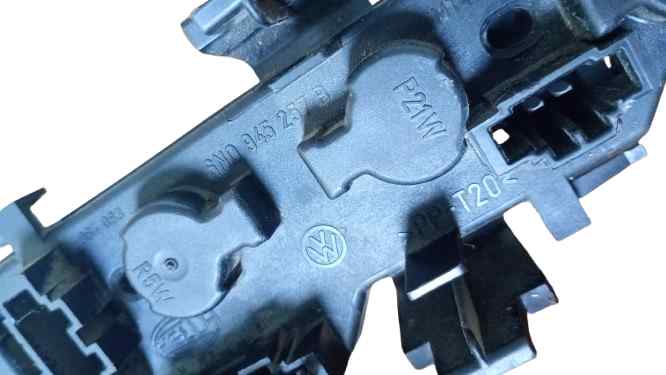 6N0945257B PORTALAMPARAS VOLKSWAGEN POLO BERLINA (6N2)