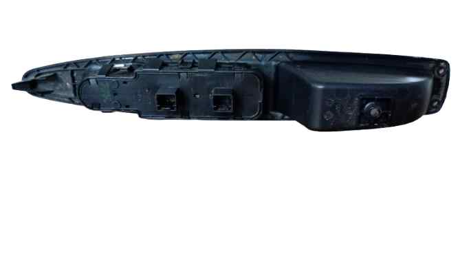 MANDO ELEVALUNAS DELANTERO IZQUIERDO 