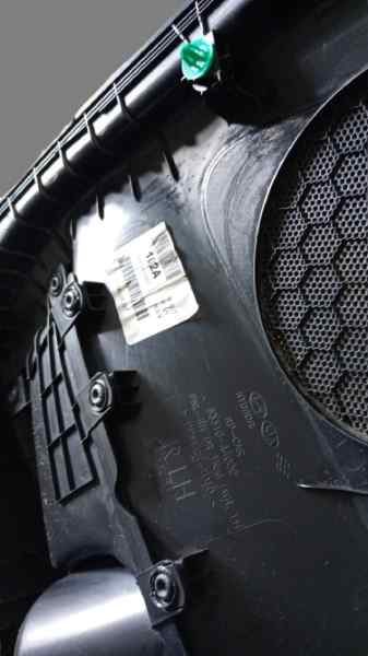 GUARNECIDO PUERTA TRASERA IZQUIERDA