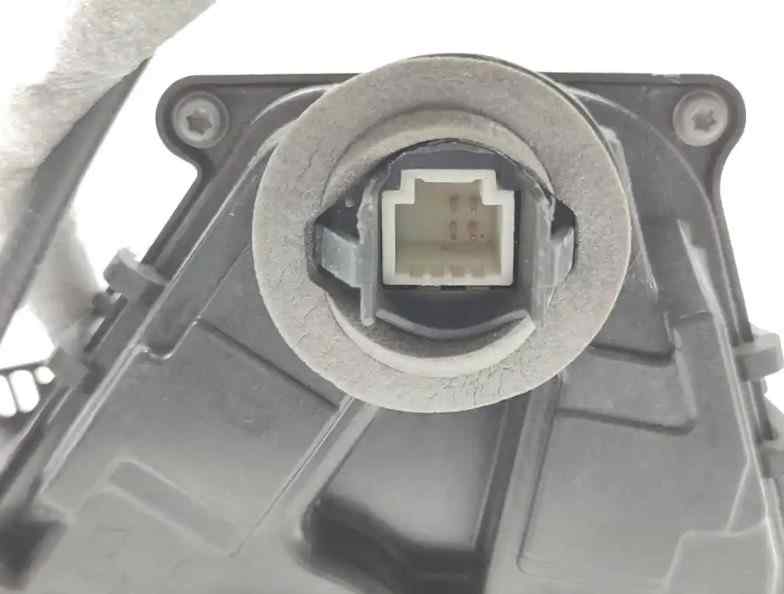 CERRADURA PUERTA DELANTERA DERECHA