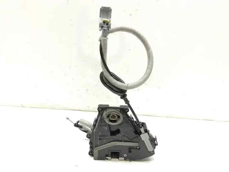 CERRADURA PUERTA TRASERA IZQUIERDA 