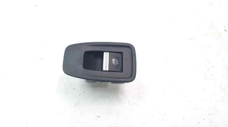 MANDO ELEVALUNAS DELANTERO DERECHO