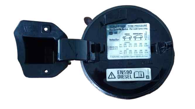 13111596 TAPA EXTERIOR COMBUSTIBLE OPEL ASTRA H BERLINA