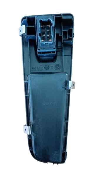 735469705 MANDO ELEVALUNAS DELANTERO DERECHO FIAT GRANDE PUNTO (199)