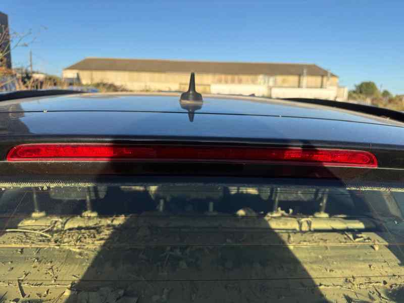 8K9945097 LUZ CENTRAL DE FRENO AUDI A4 AVANT B9 (8W5)