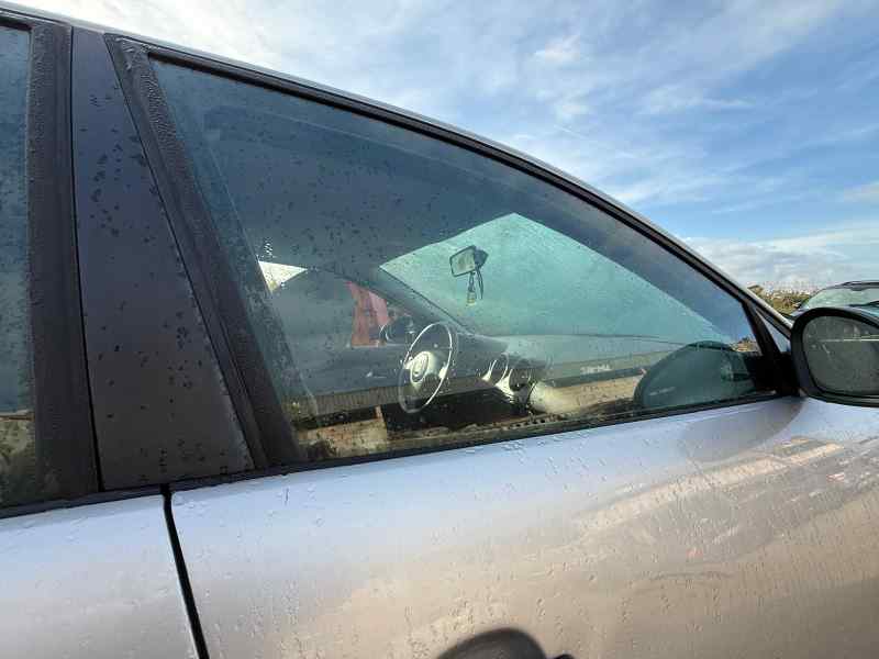 LUNA DELANTERA DERECHA