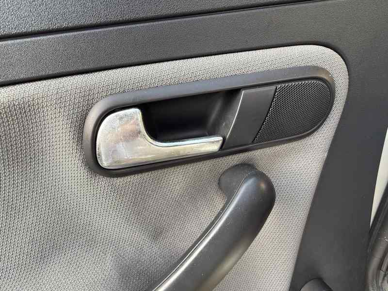 MANETA INTERIOR TRASERA IZQUIERDA