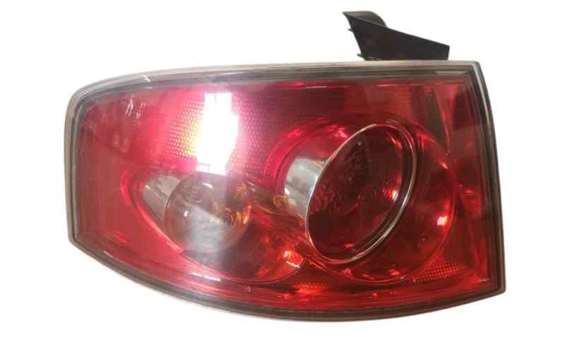 PILOTO TRASERO IZQUIERDO