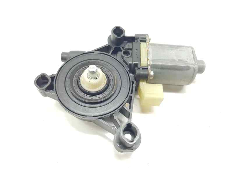 MOTOR ELEVALUNAS DELANTERO IZQUIERDO