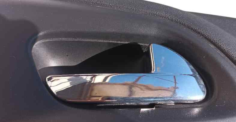 MANETA INTERIOR TRASERA DERECHA