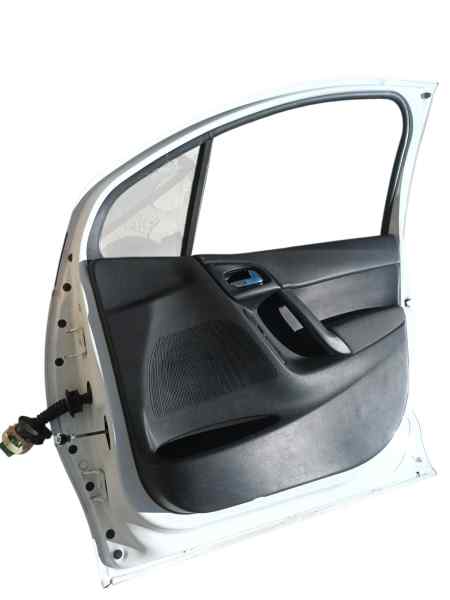 GUARNECIDO PUERTA DELANTERA DERECHA