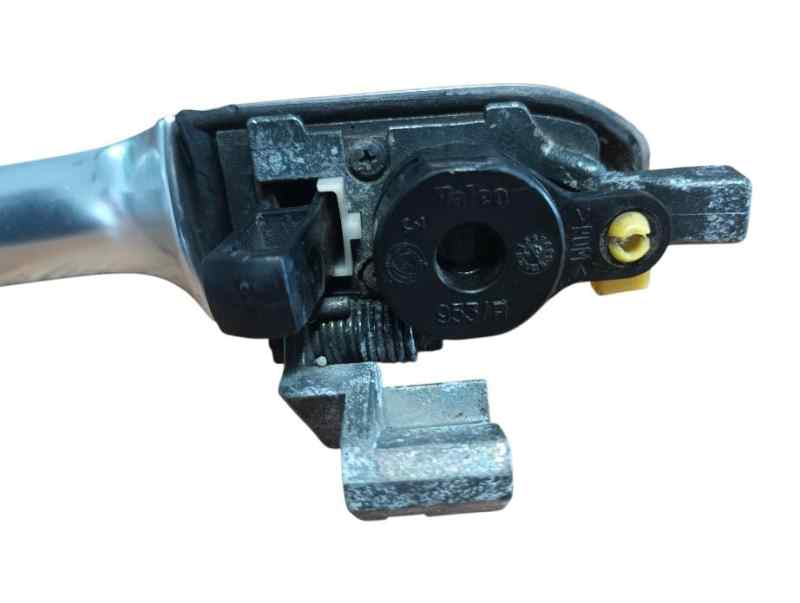 MANETA EXTERIOR DELANTERA IZQUIERDA