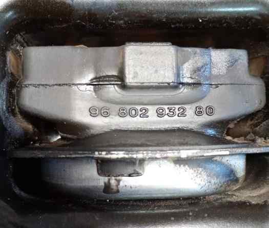 SOPORTE MOTOR IZQUIERDO