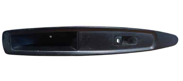 MANDO ELEVALUNAS DELANTERO DERECHO