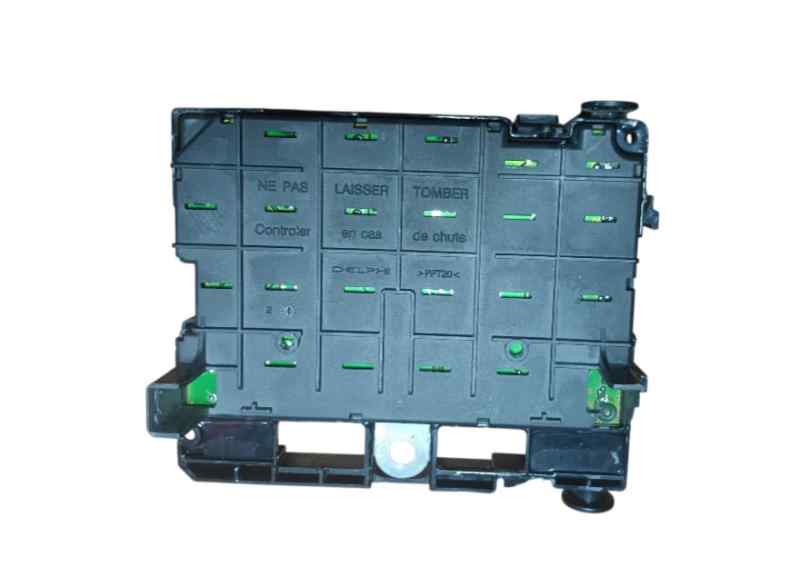 CAJA RELES  FUSIBLES