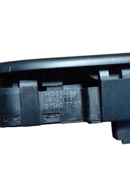 MANDO ELEVALUNAS DELANTERO IZQUIERDO 