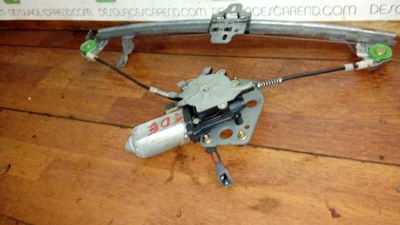 ELEVALUNAS TRASERO DERECHO