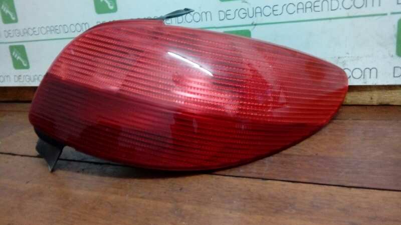 PILOTO TRASERO DERECHO