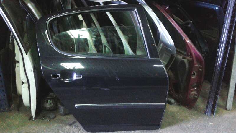 PUERTA TRASERA DERECHA