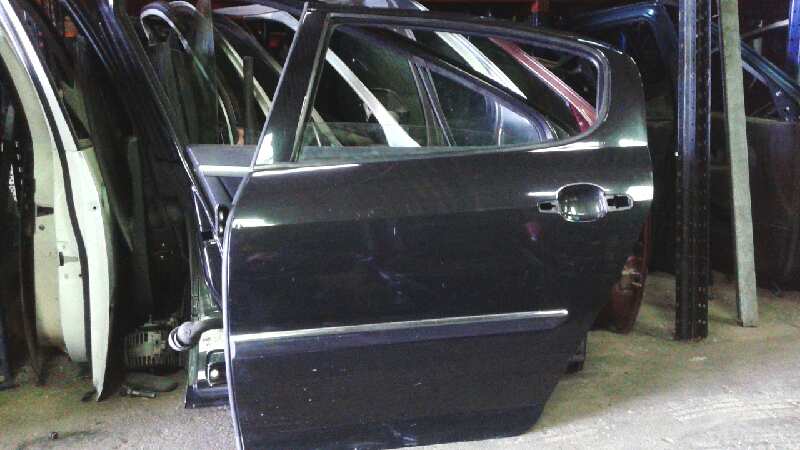 PUERTA TRASERA IZQUIERDA