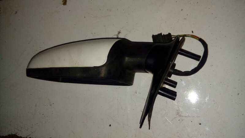 RETROVISOR IZQUIERDO